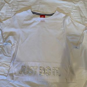 Nike Crop Top